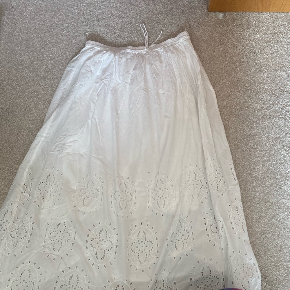 Elegant White Eyelet Skirt